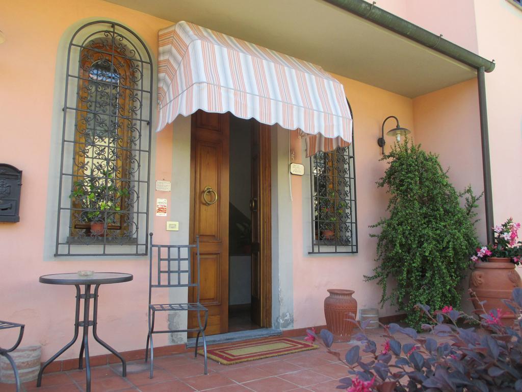 Affittacamere Villa Delia Лукка Экстерьер фото